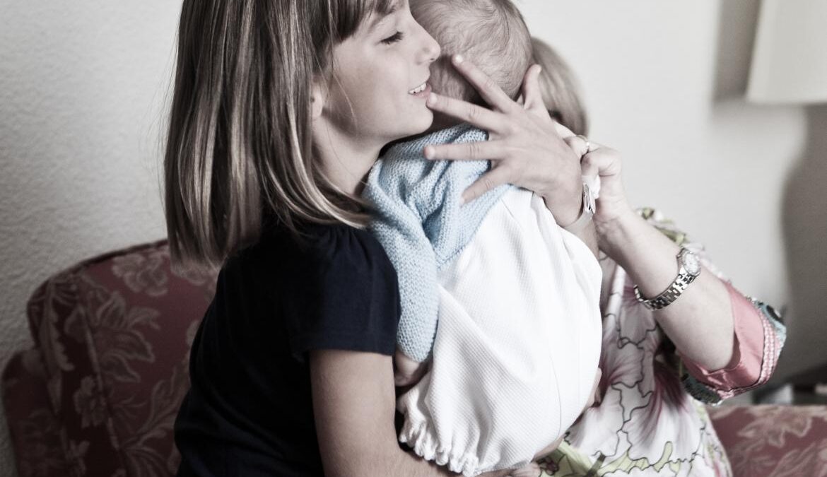 SeNAF llama a familias para recibir temporalmente a niñas y niños